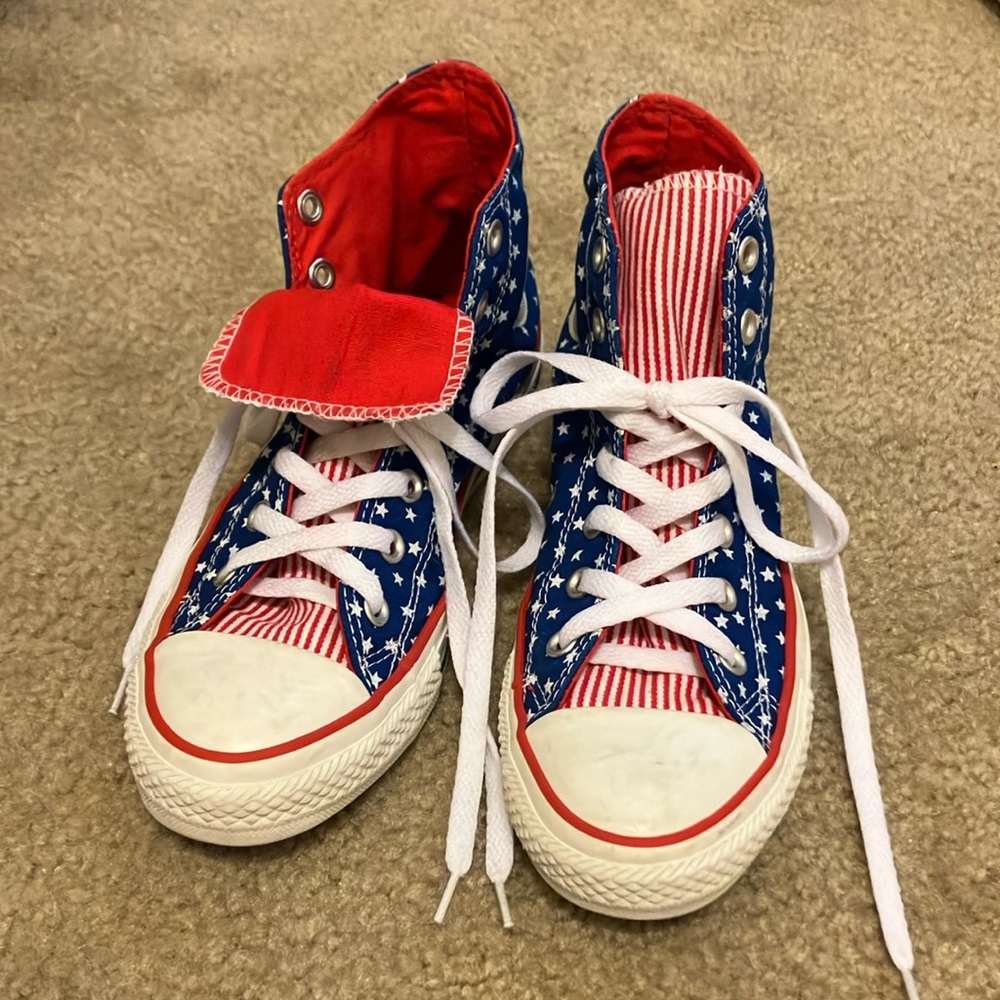 Converse Size 7